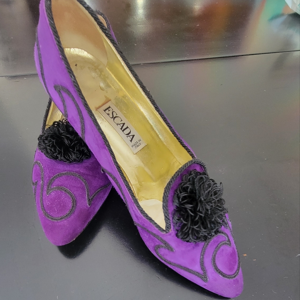 Vintage ESCADA Made in Italy  Purple & Black Loafers